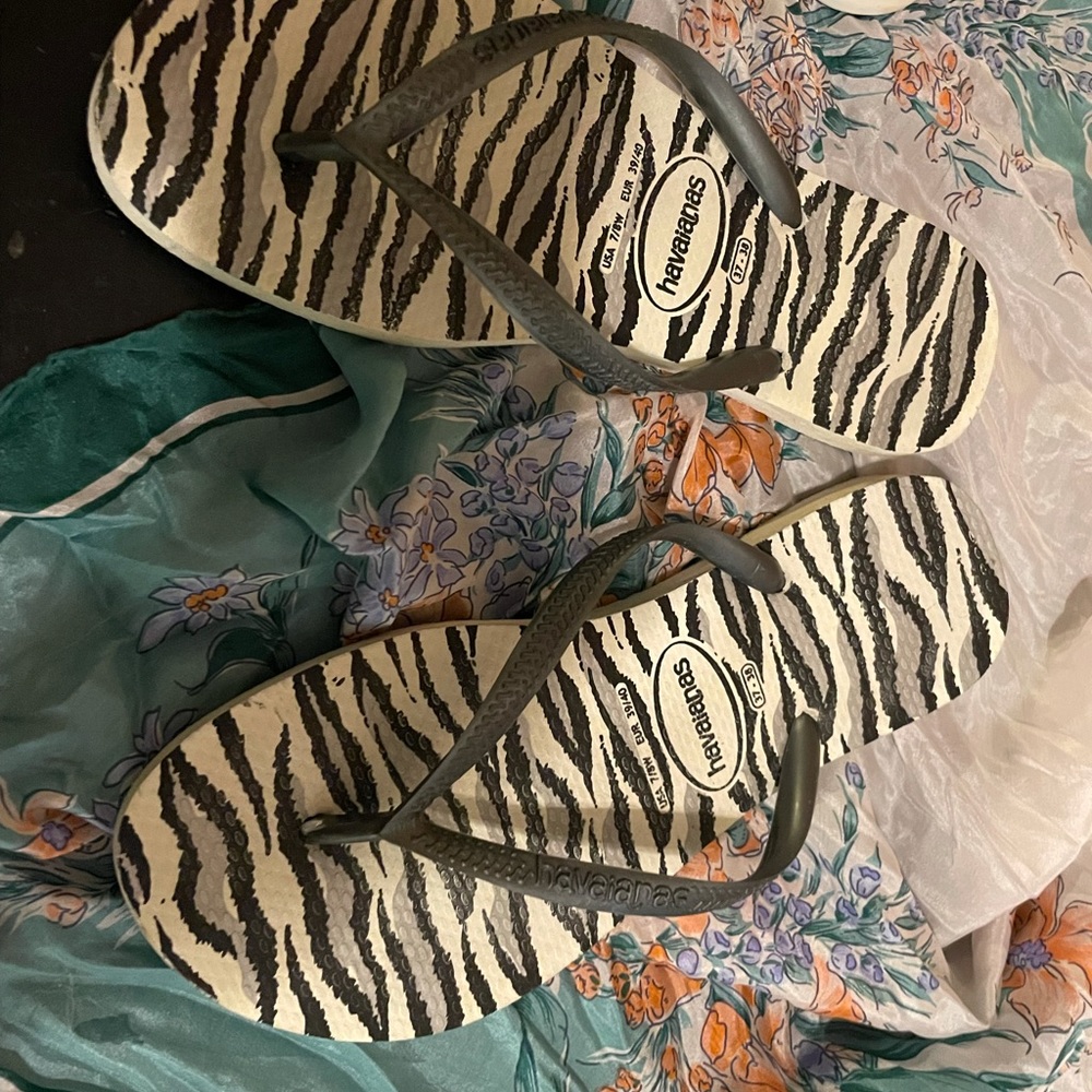 Used Havaianas Zebra Flip Flops. Size 7-7.5